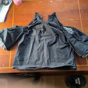 Cold shoulder top